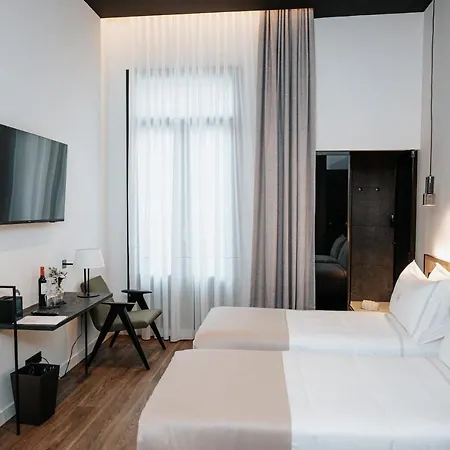 Luruna Palacio Larrinaga 4* מונדקה