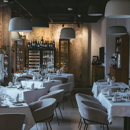 Luruna Palacio Larrinaga ムンダカ