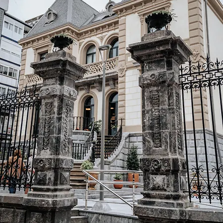 Отель Luruna Palacio Larrinaga